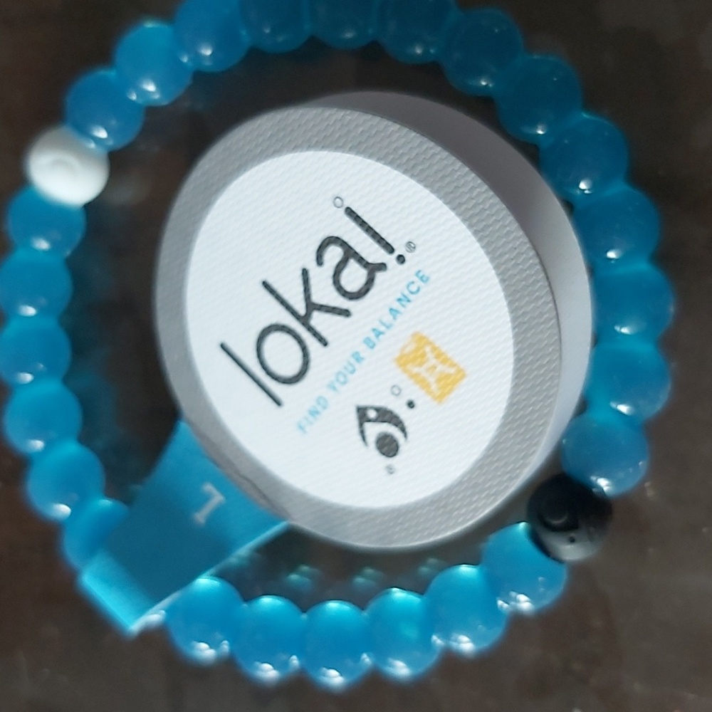 Clean water lokai blue large unisex